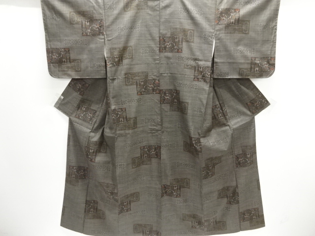 大特価品　人物更紗模様織り出し本場泥大島紬着物(5マルキ)